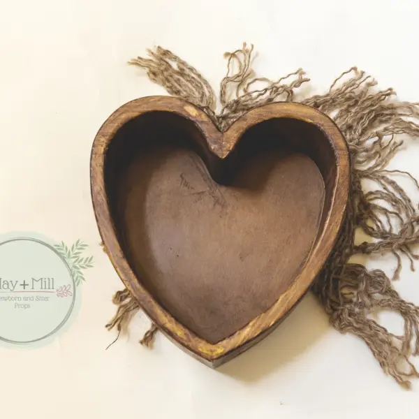 Heart-shaped natural wood newborn photography posing bowl